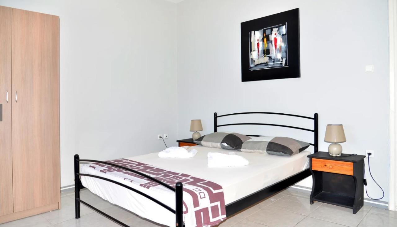 Iro Apartments Paralia Agias Foteinis Екстериор снимка