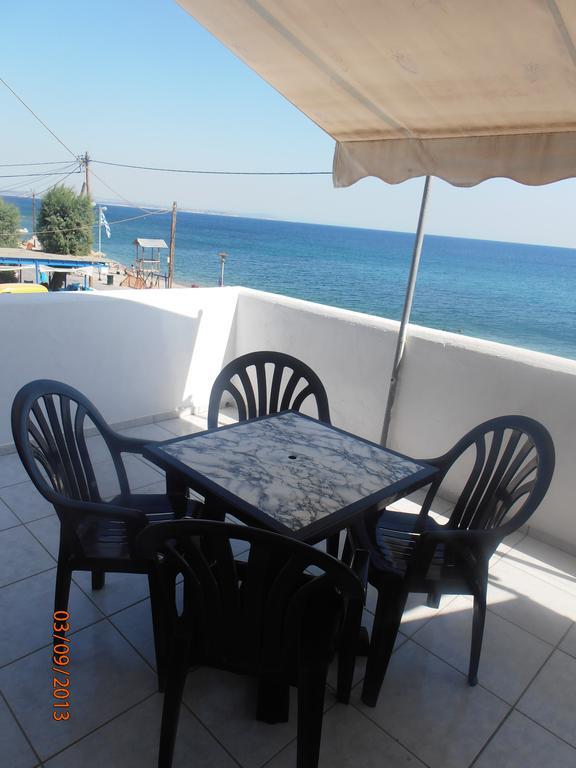Iro Apartments Paralia Agias Foteinis Стая снимка