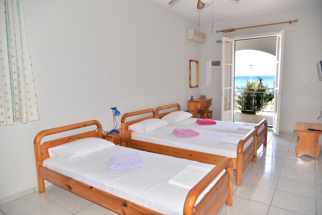 Iro Apartments Paralia Agias Foteinis Екстериор снимка